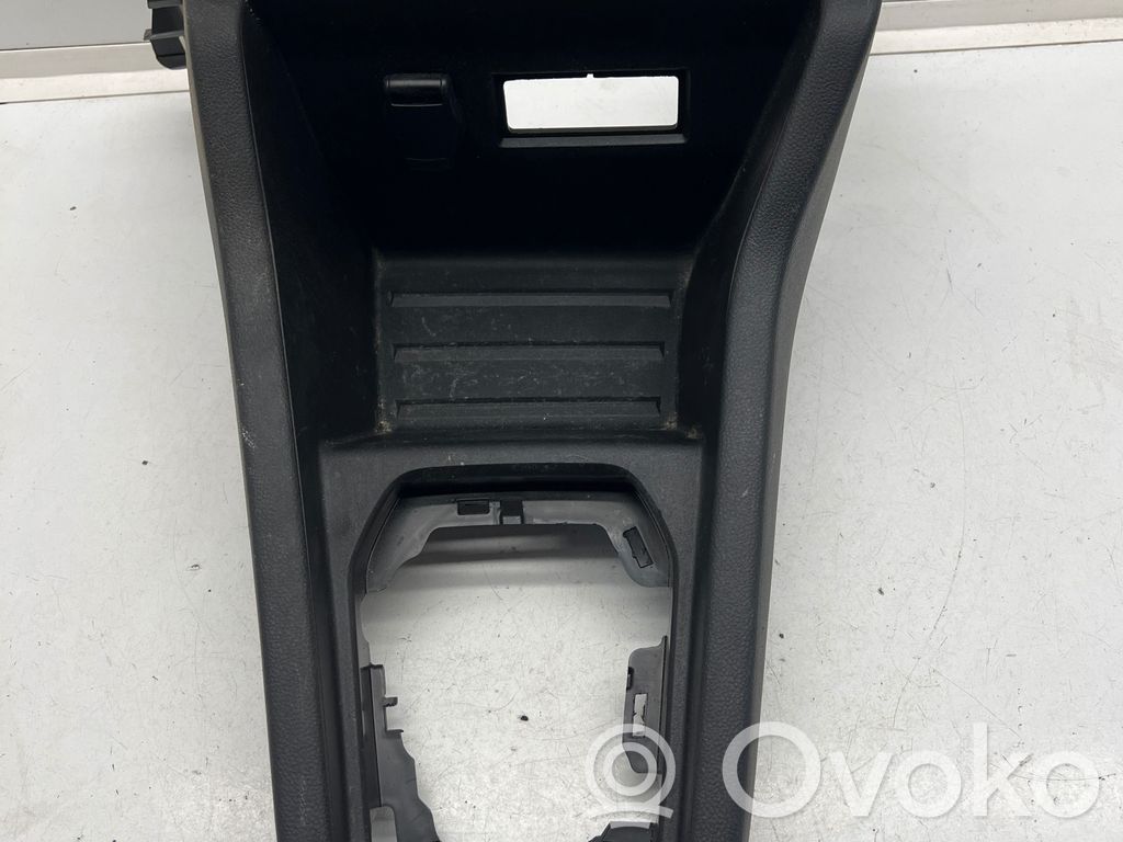 Renault Clio V Keskikonsoli 