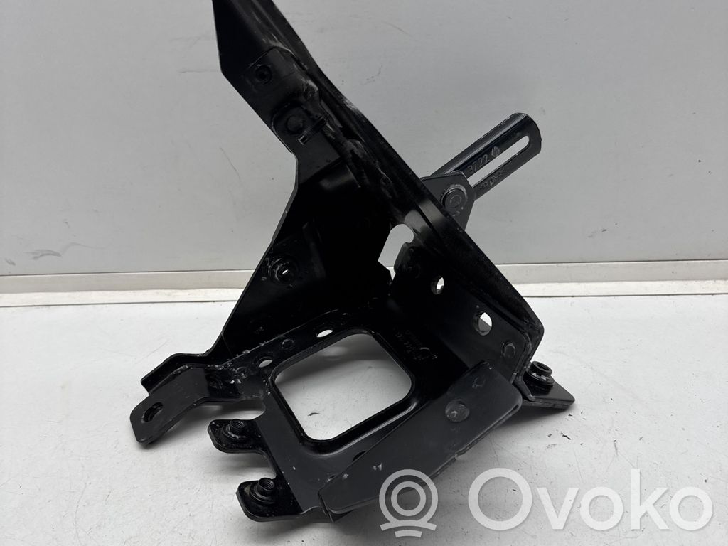 Renault Clio V Other engine bay part 