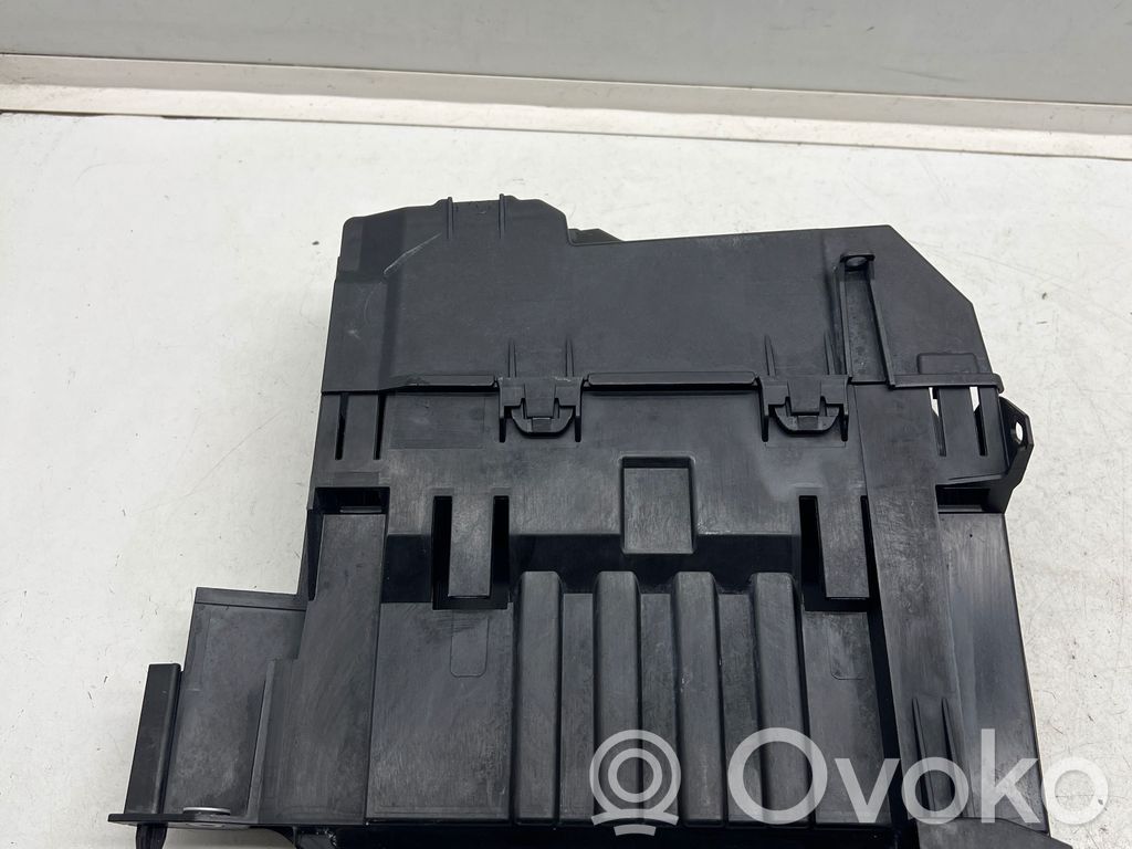Engine control unit box   5A22699,19348710,7952982