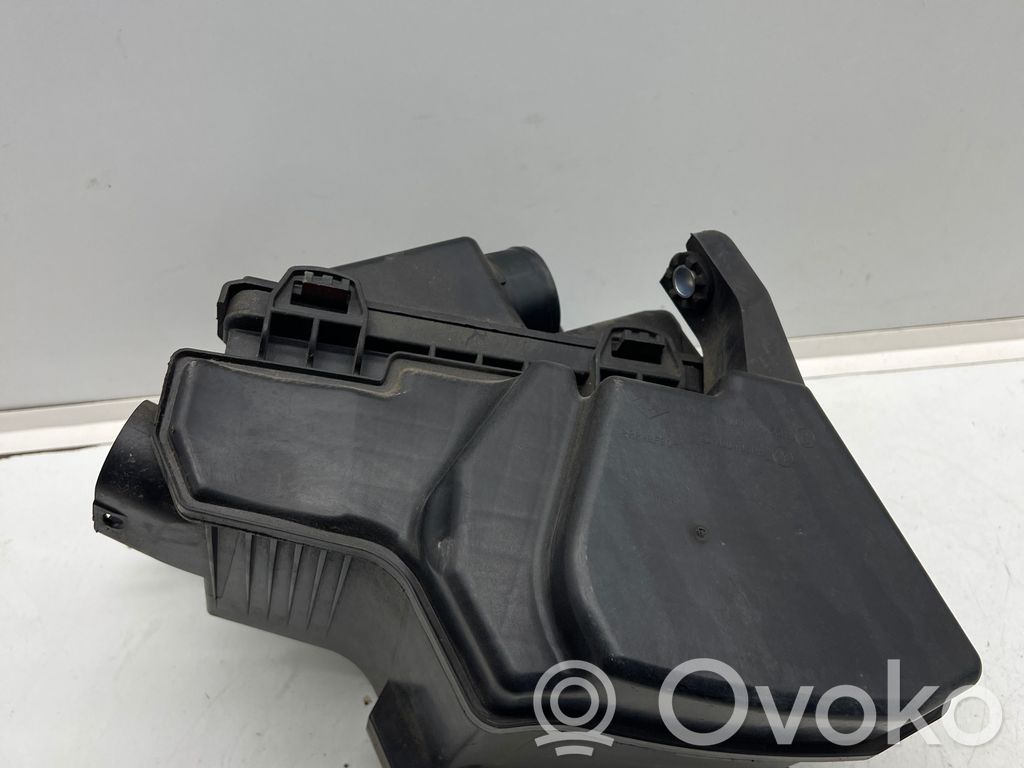 Renault Twingo III Air filter box 