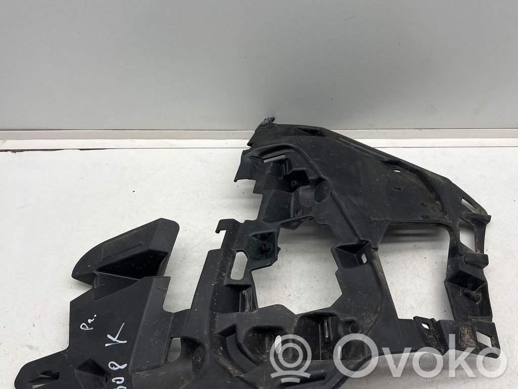 Peugeot 3008 II Staffa di rinforzo montaggio del paraurti anteriore 