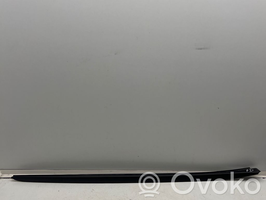 KIA Ceed Windshield trim 