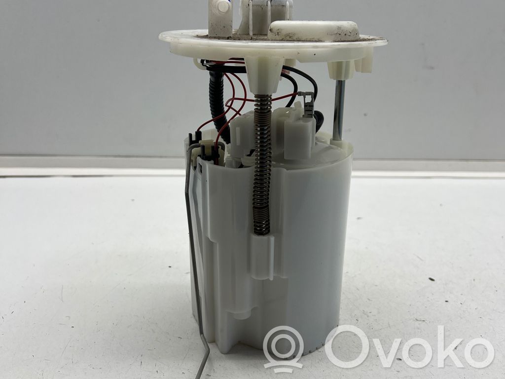 Renault Twingo III In-tank fuel pump 