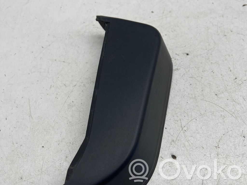 Listwa pod lampę tylną   105881300B,125652