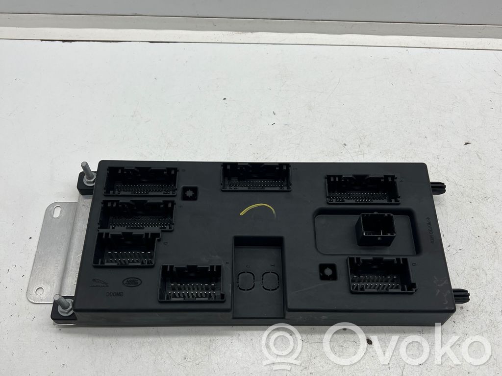 Jaguar XE Comfort/convenience module 