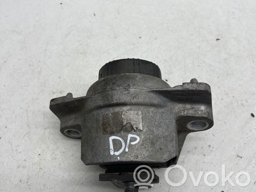 Jaguar XE Engine mount bracket 