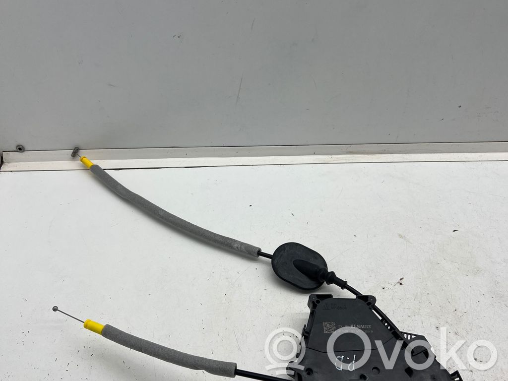 Renault Austral Zamek drzwi przednich 