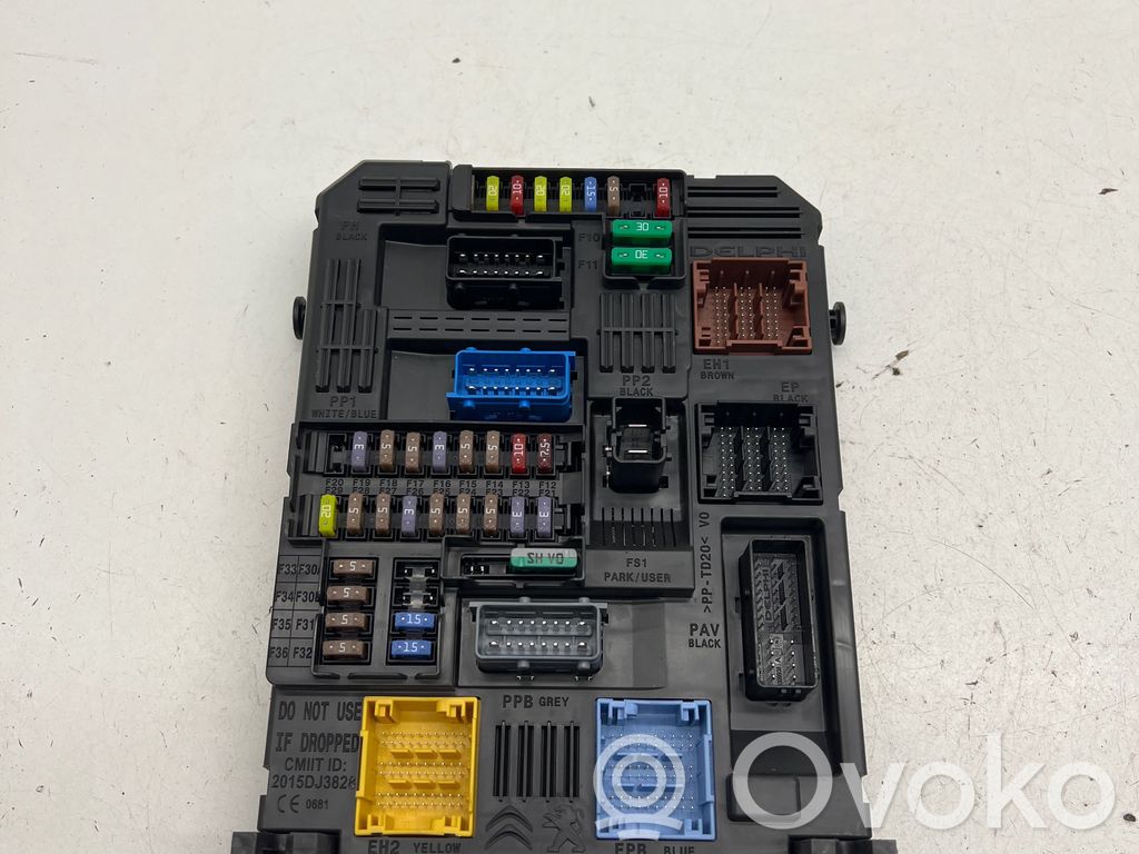 DS Automobiles 3 Crossback Fuse box set 