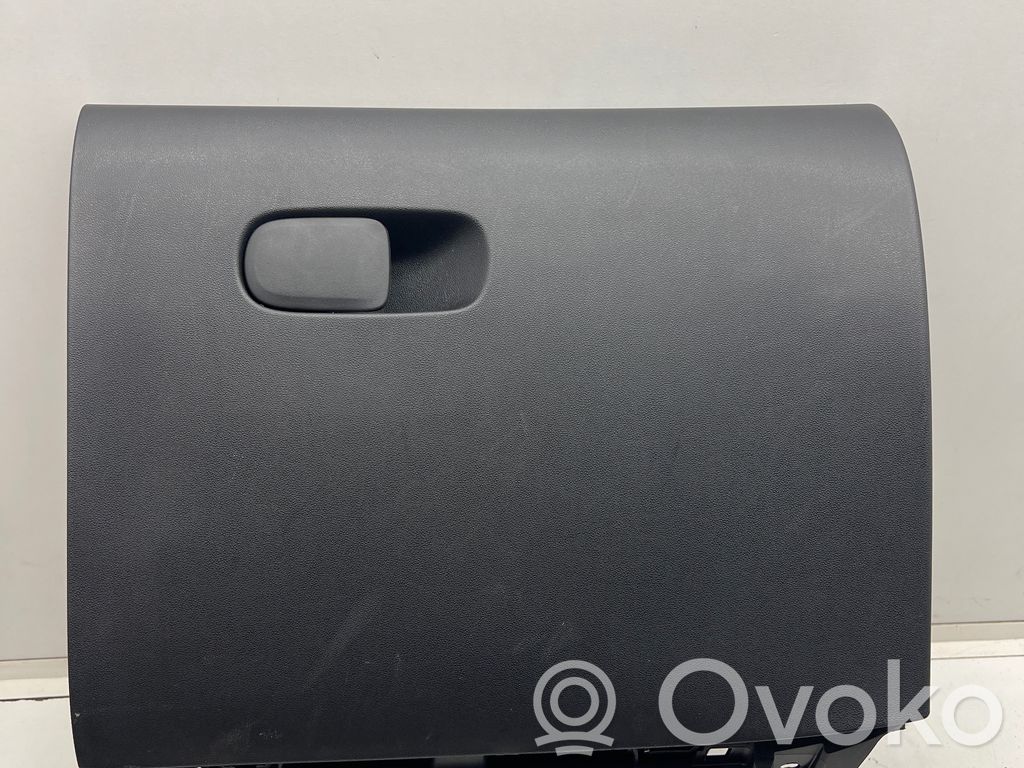 Citroen C3 Glove box 
