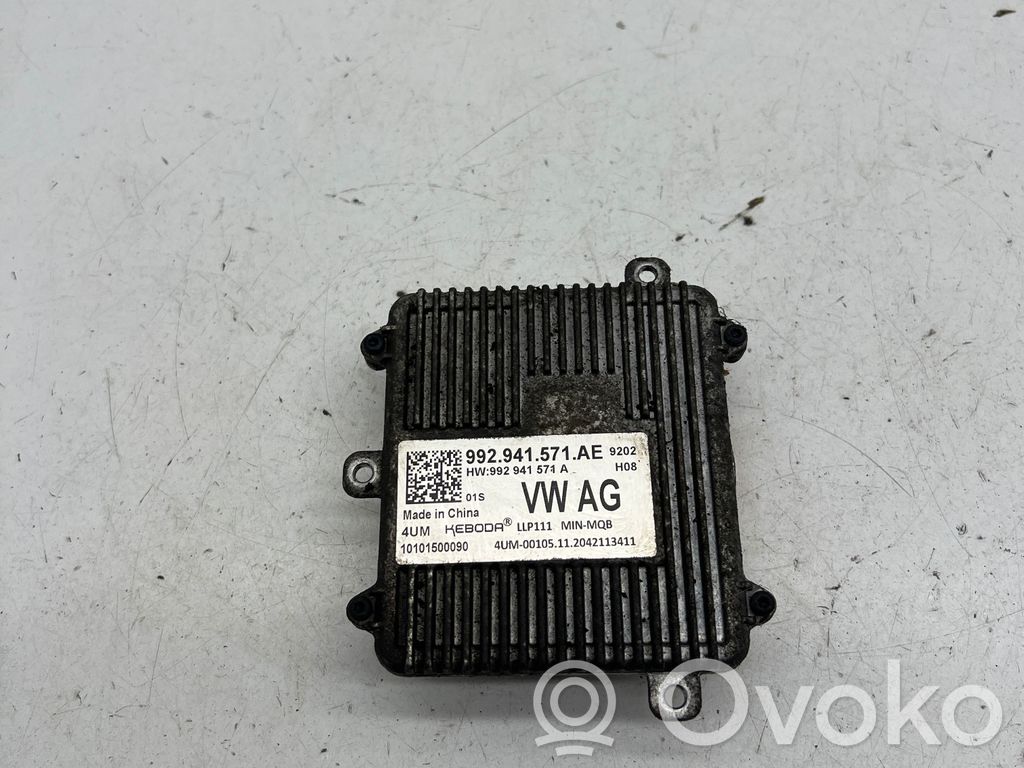 Volkswagen Golf VIII LED ballast control module 