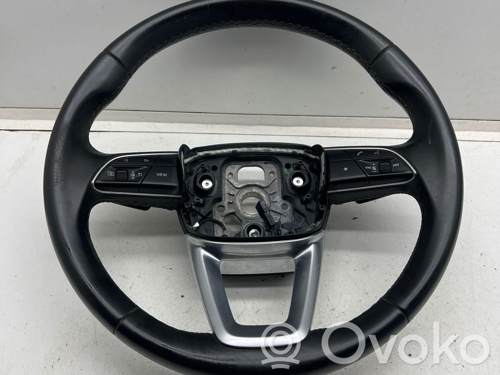 Audi A4 S4 B9 8W Ohjauspyörä 