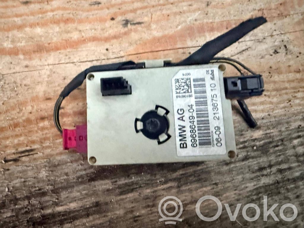 BMW 3 E90 E91 Antenos stiprintuvas 