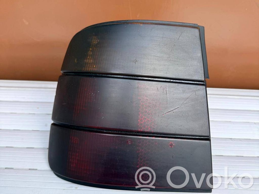 Rear/tail lights   1384009