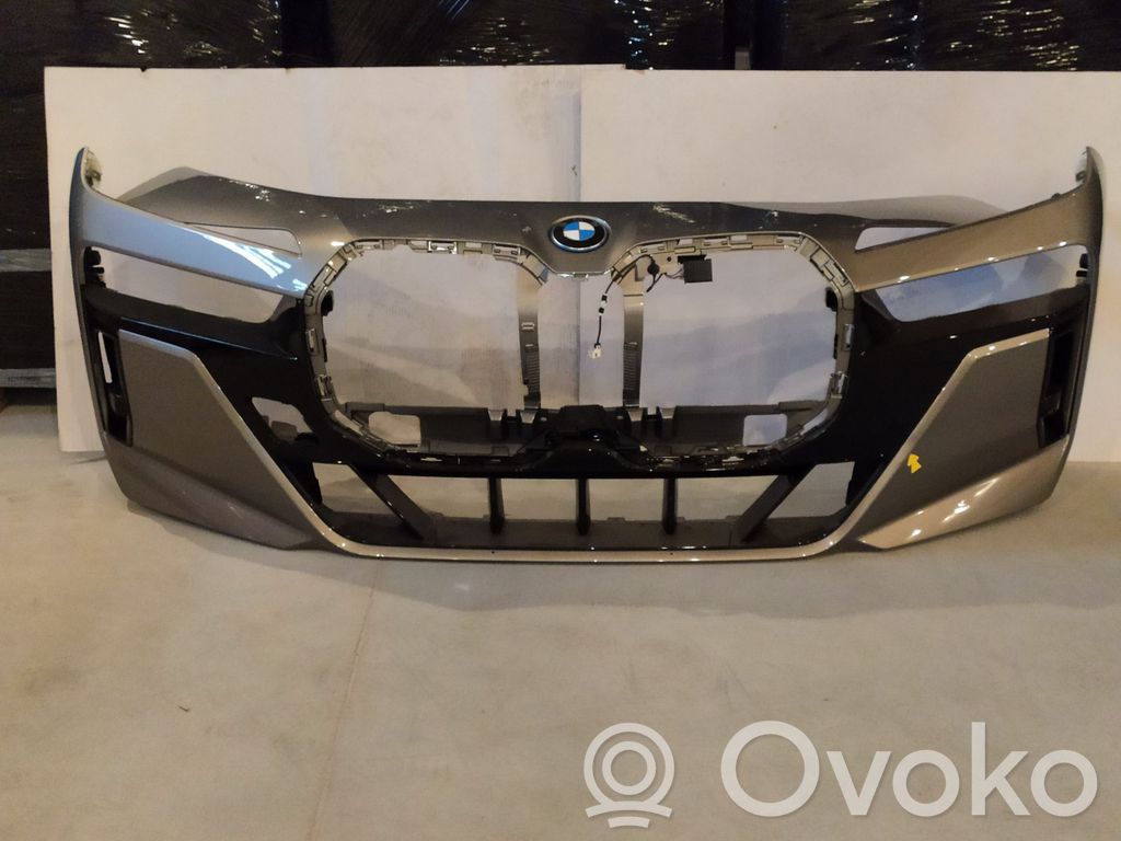 BMW 7 G70 Front bumper 