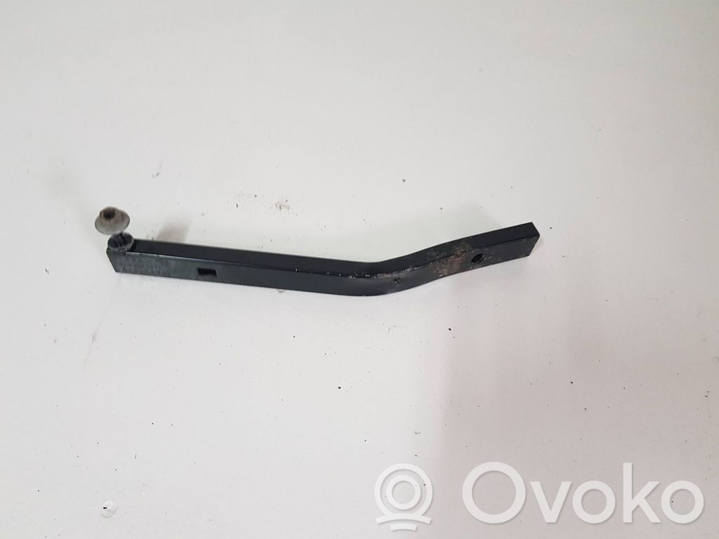 Audi A5 8T 8F Radiator support slam panel bracket 