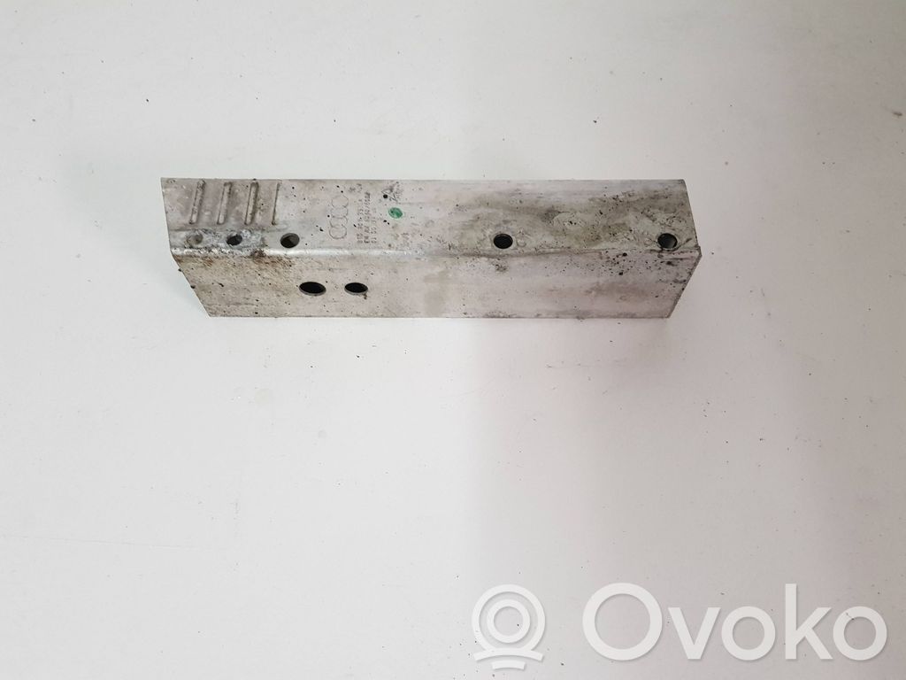 Audi A5 8T 8F Balkis galinio bamperio 