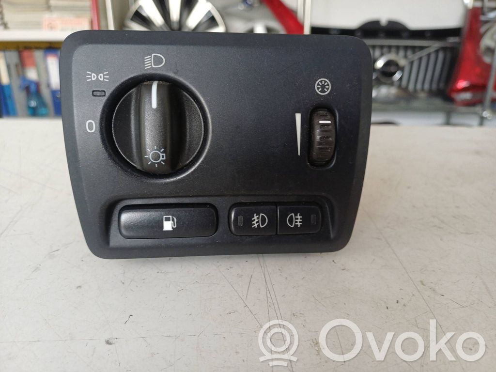 Volvo XC70 Light switch 
