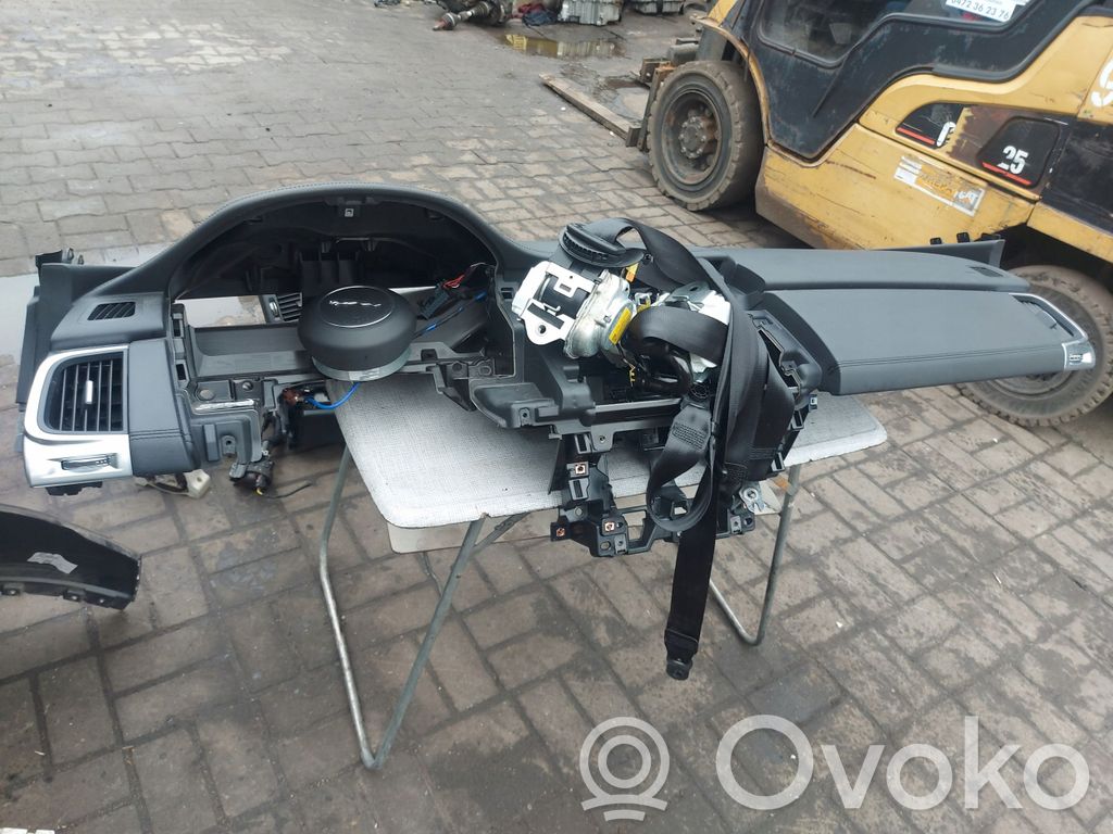 Dashboard   M9C304320CA