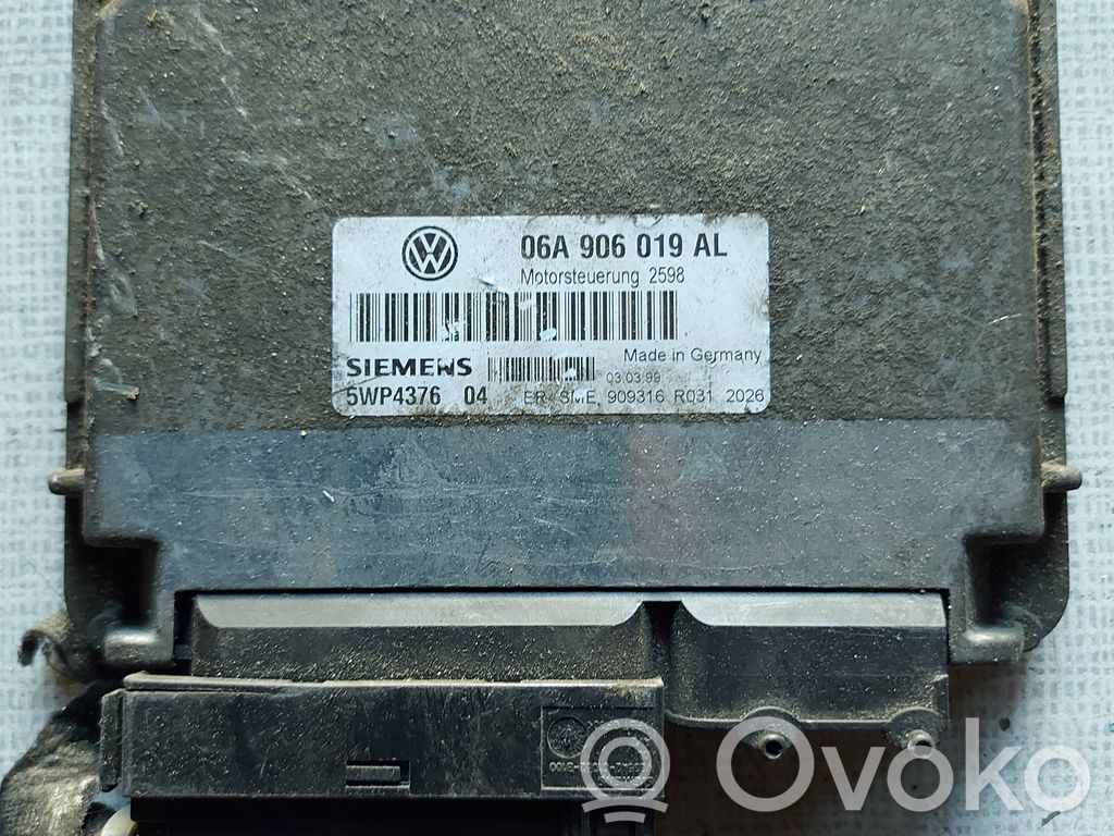 Seat Leon (1M) Engine control unit/module 
