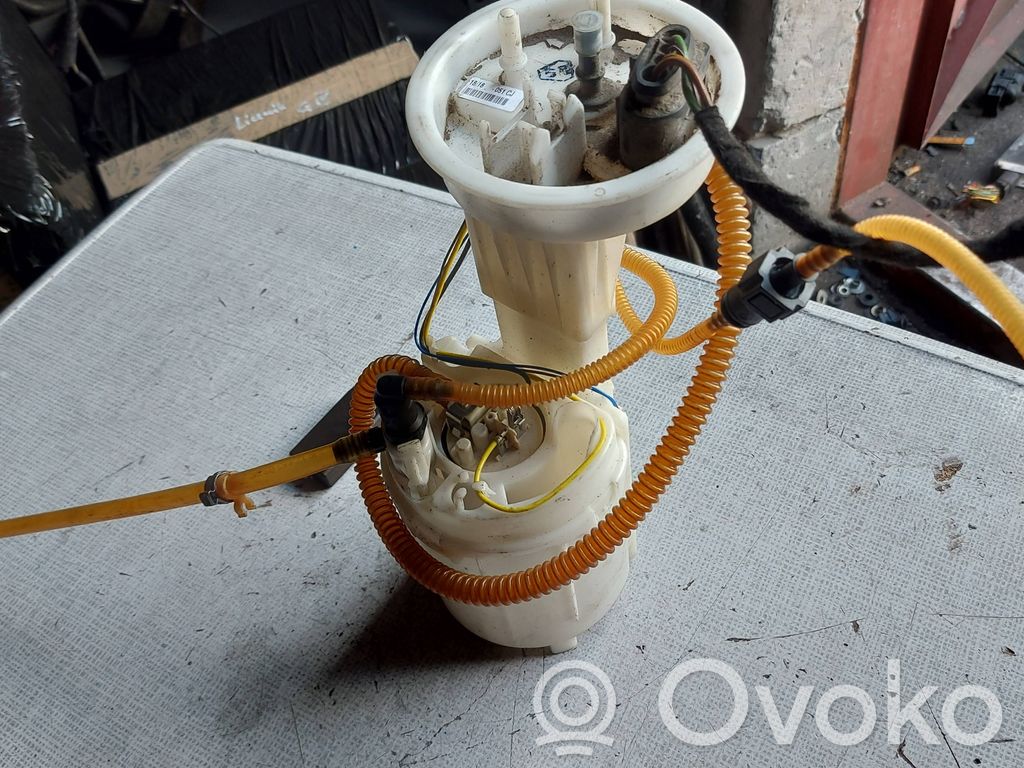 Audi A4 S4 B6 8E 8H Bomba interna de combustible 