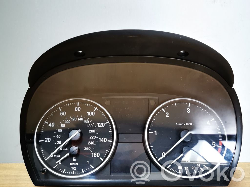BMW 3 E92 E93 Speedometer (instrument cluster) 