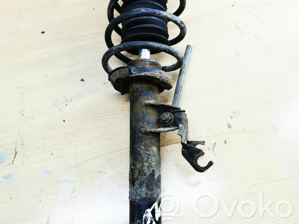 Stoßdämpfer vorne   6782332
