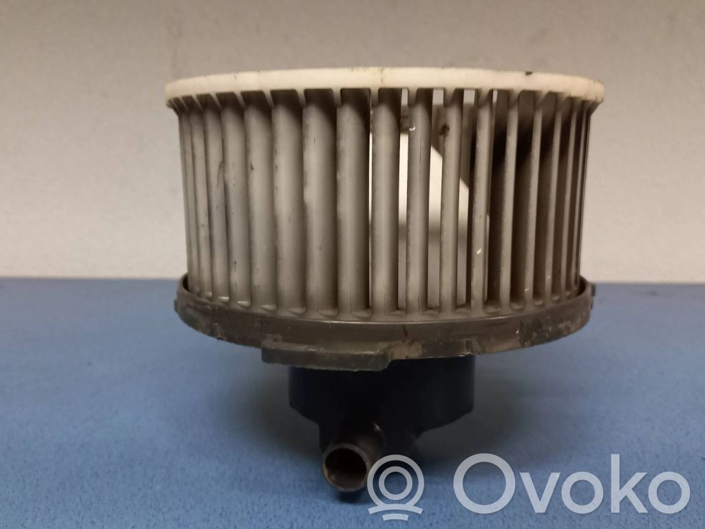 Mazā radiatora ventilators   8940000