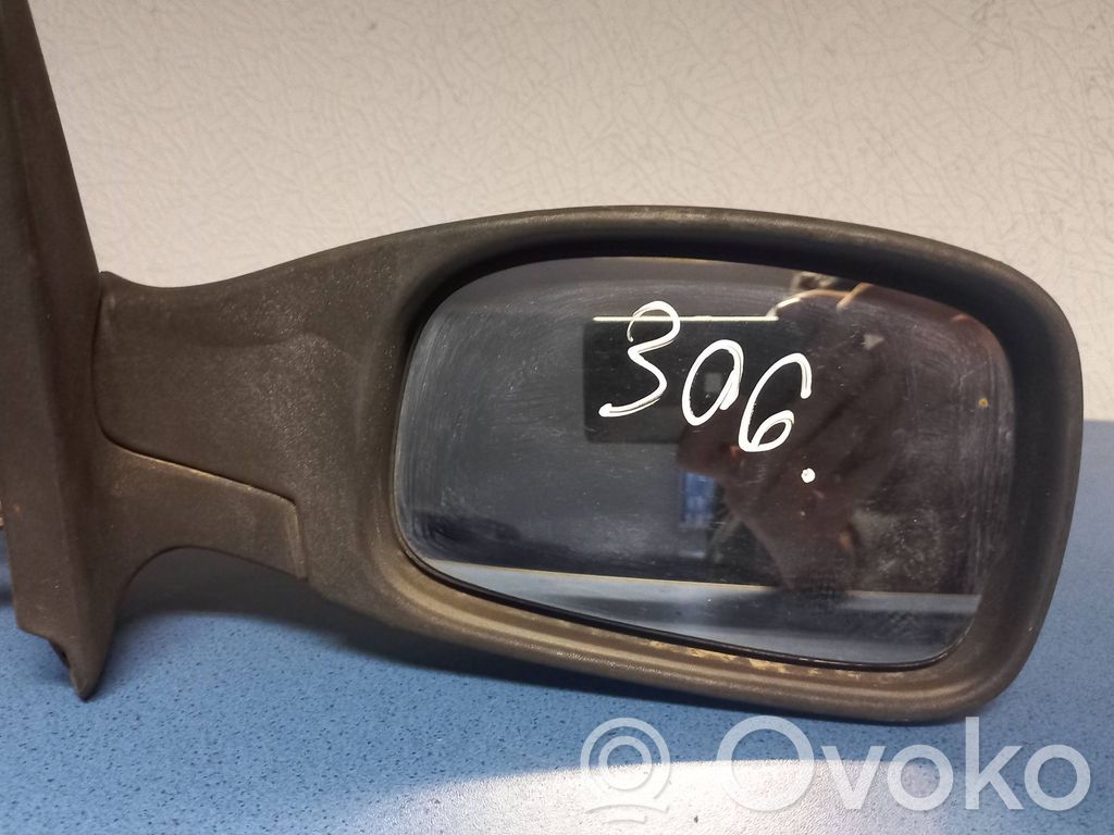 Peugeot 306 Elektryczne lusterko boczne drzwi przednich 