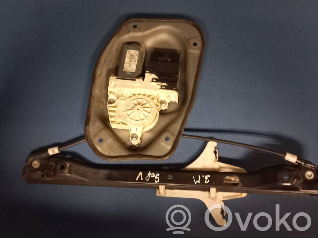 Volkswagen Golf V Elektryczny podnośnik szyby drzwi tylnych 