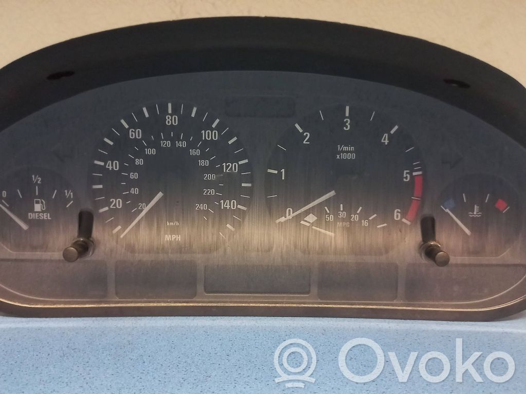 BMW 3 E46 Speedometer (instrument cluster) 