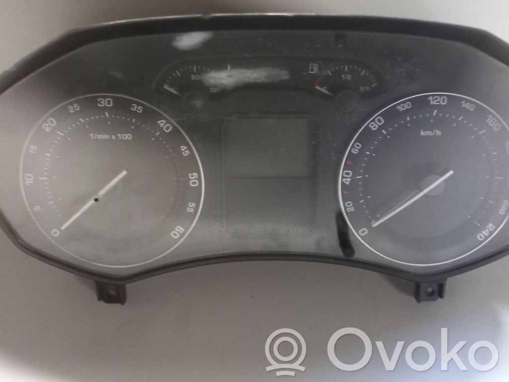 Skoda Octavia Mk2 (1Z) Licznik / Prędkościomierz 