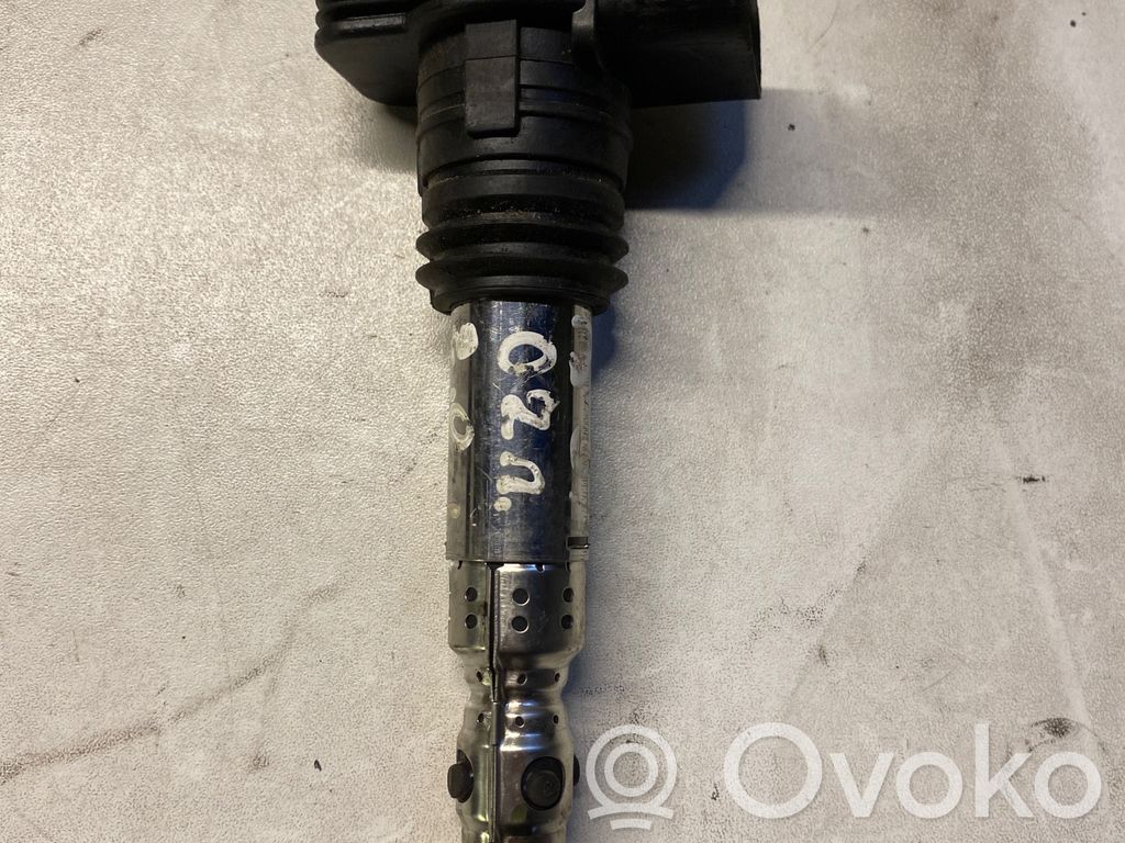 Volkswagen PASSAT B5.5 Cewka zapłonowa wysokiego napięcia 