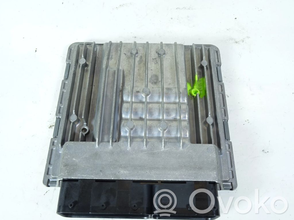 BMW X3 E83 Galios (ECU) modulis 