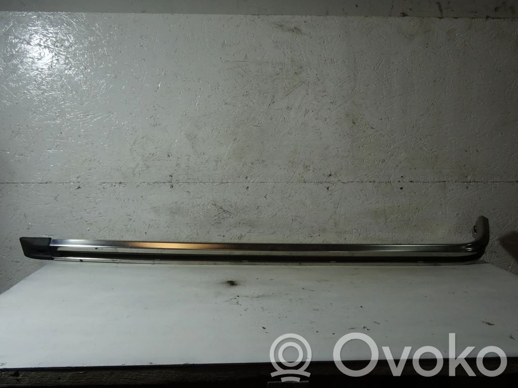 Front door hinge set