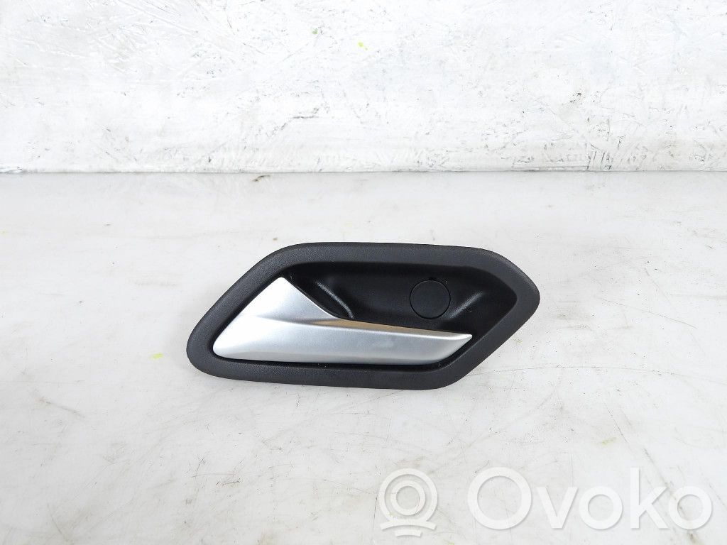 Dacia Duster Manecilla interna puerta delantera 