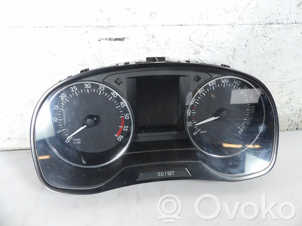 Skoda Fabia Mk3 (NJ) Nopeusmittari (mittaristo) 