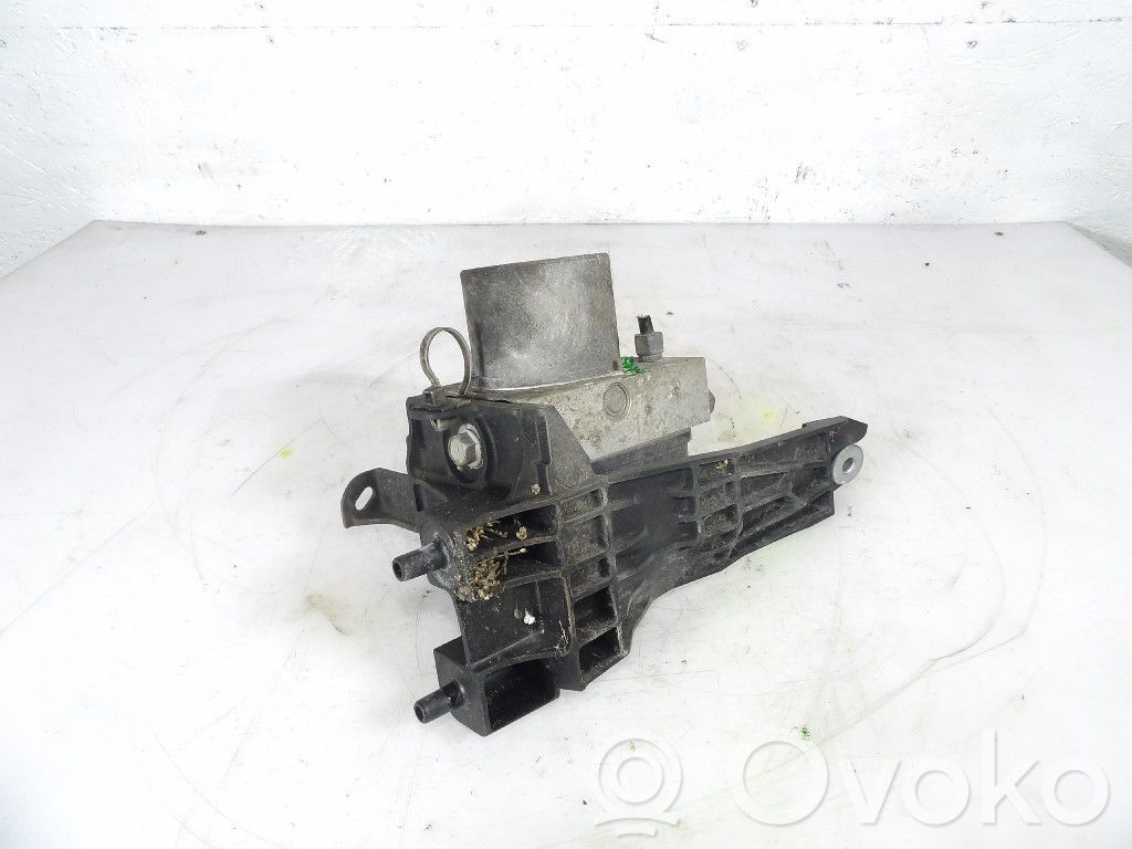 ABS-pumppu   323666362,323666362