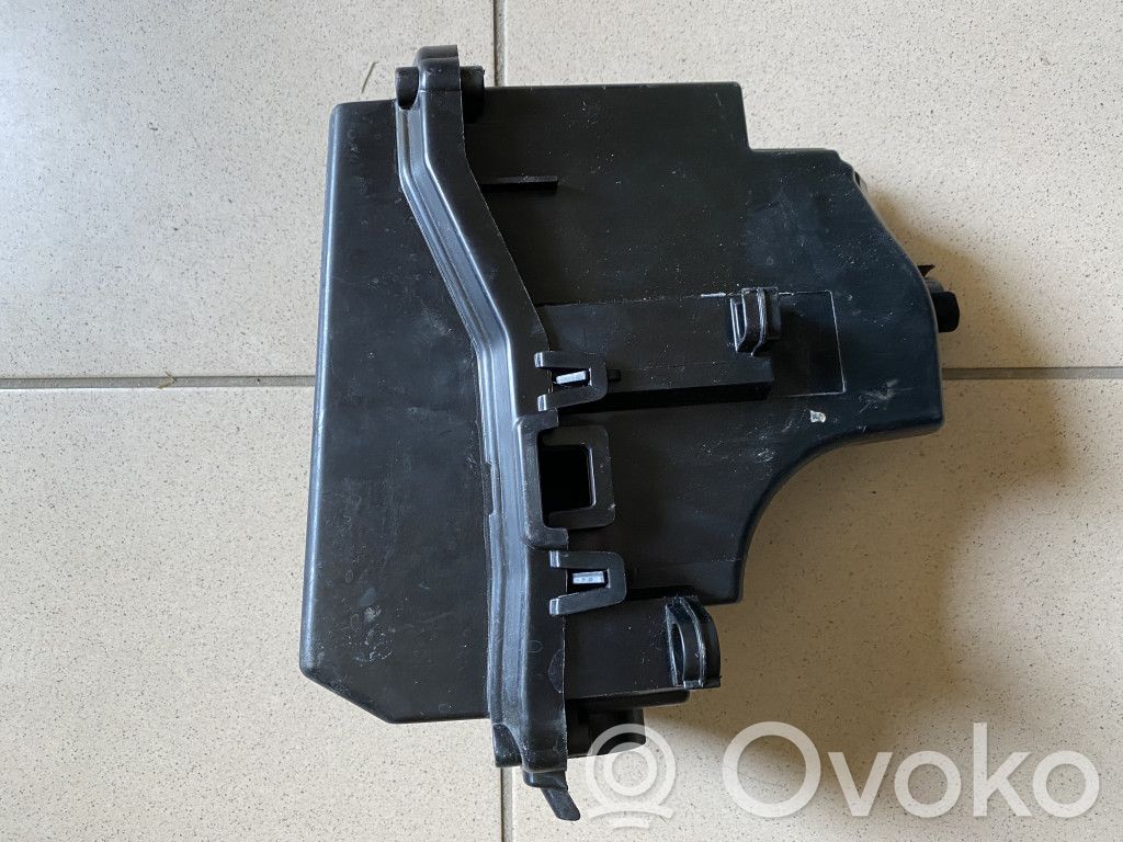Sonstiges Einzelteil Motorraum   7638588