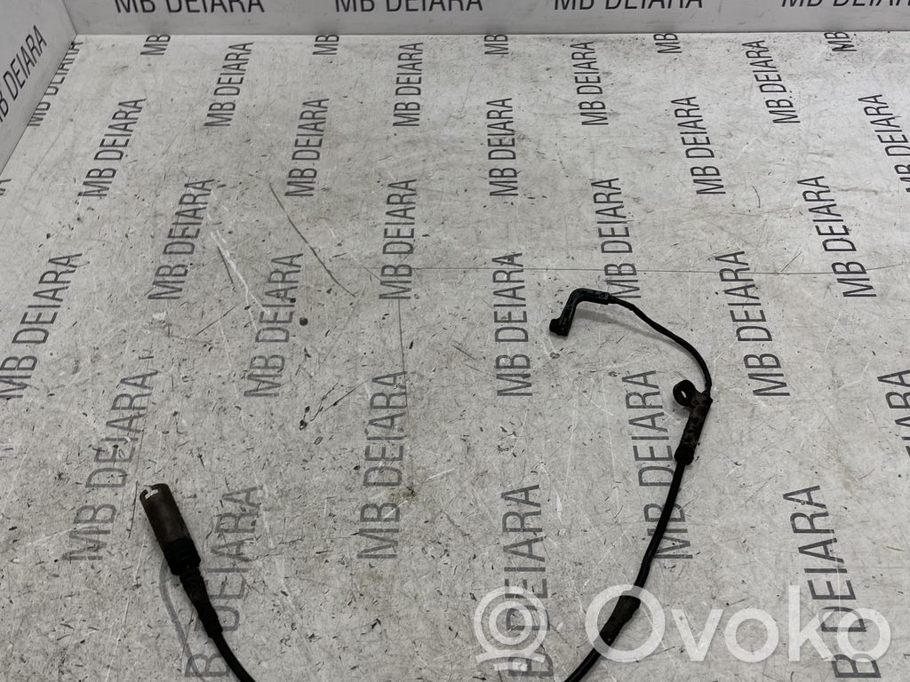 BMW 5 E60 E61 Jarrupalojen kulumisanturi 