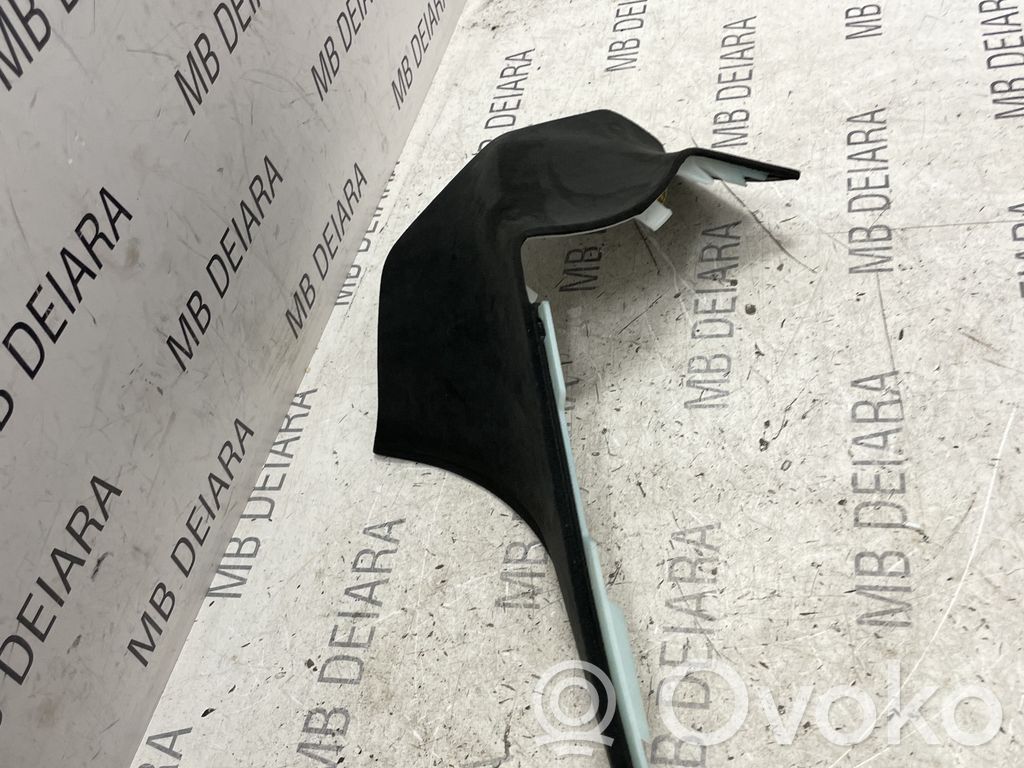 (C) pillar trim   100745702C