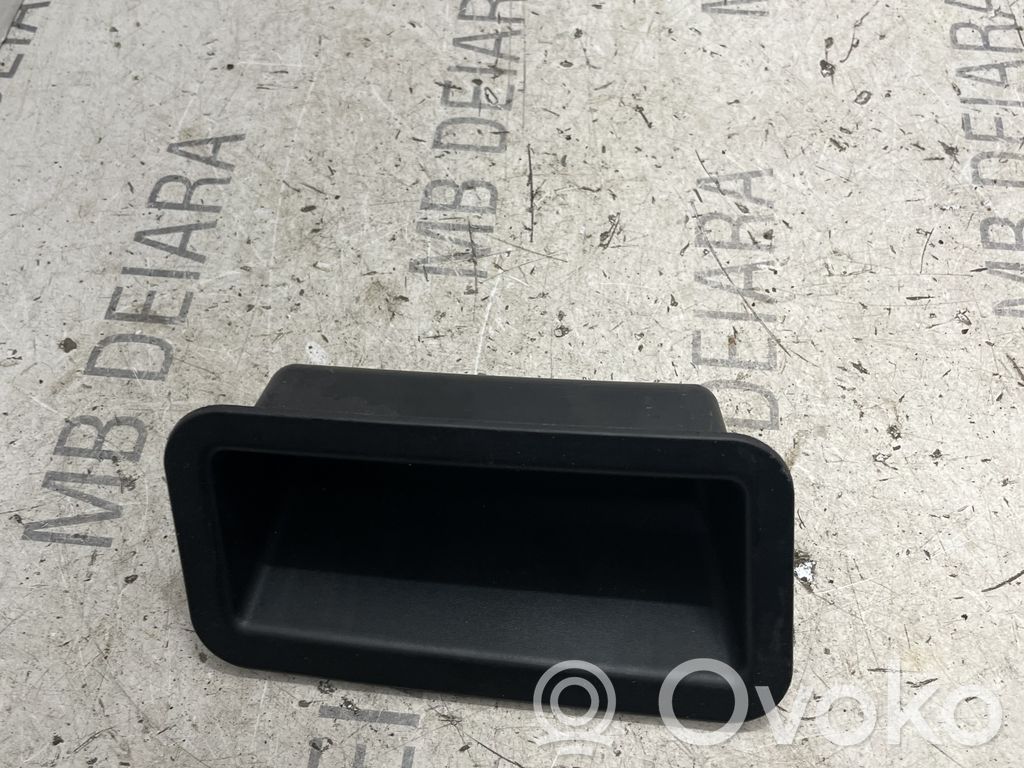 Tesla Model S Altra parte interiore 