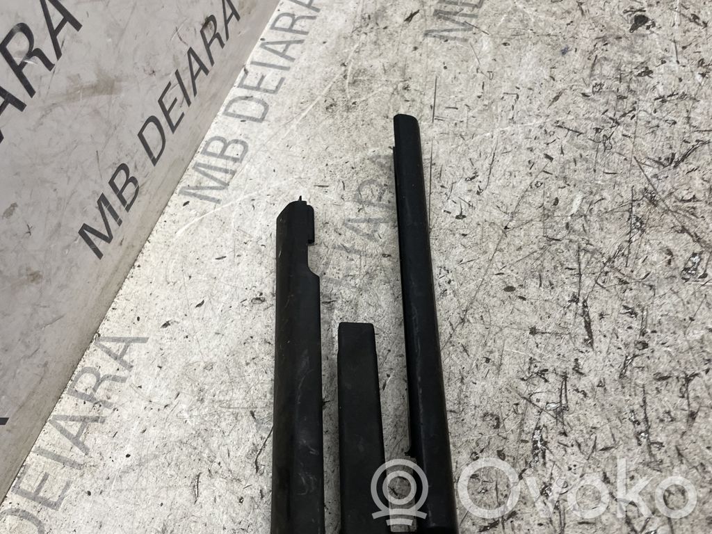 Porsche Taycan 9J1 Osłona / Obudowa fotela przedniego pasażera 