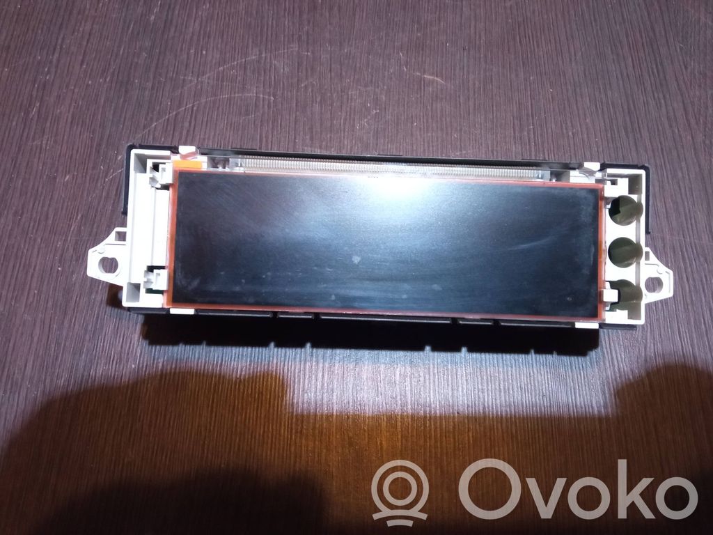 Peugeot 307 Screen/display/small screen 