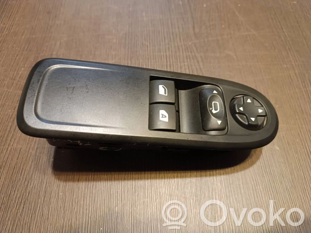 Citroen C3 Electric window control switch 