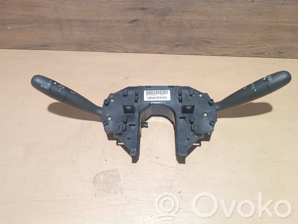Citroen C4 I Picasso Commodo, commande essuie-glace/phare 