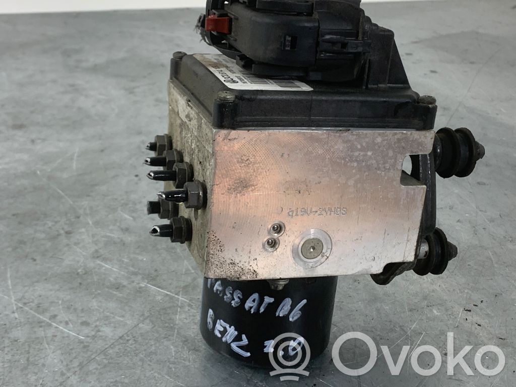 Volkswagen PASSAT B6 ABS Pump 