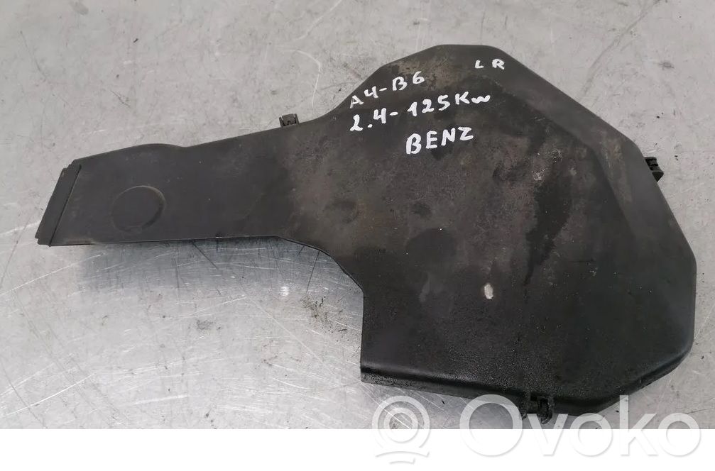 Audi A4 S4 B6 8E 8H Osłona paska / łańcucha rozrządu 