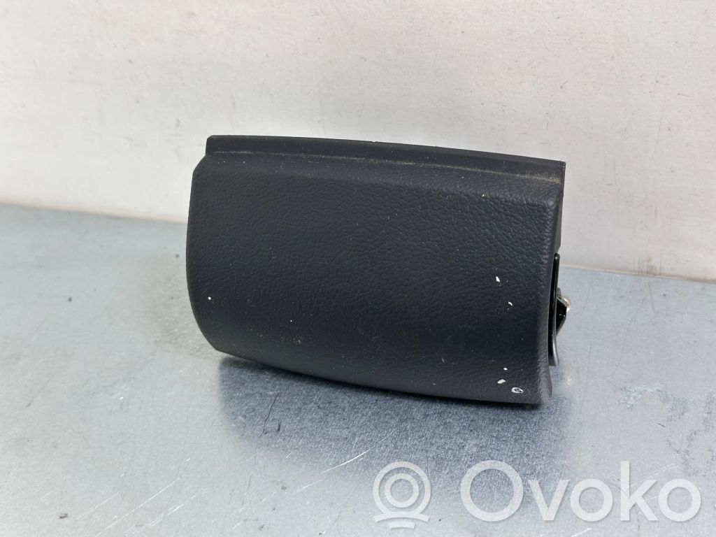 Audi A3 S3 A3 Sportback 8P Popielniczka tylna tunelu środkowego 
