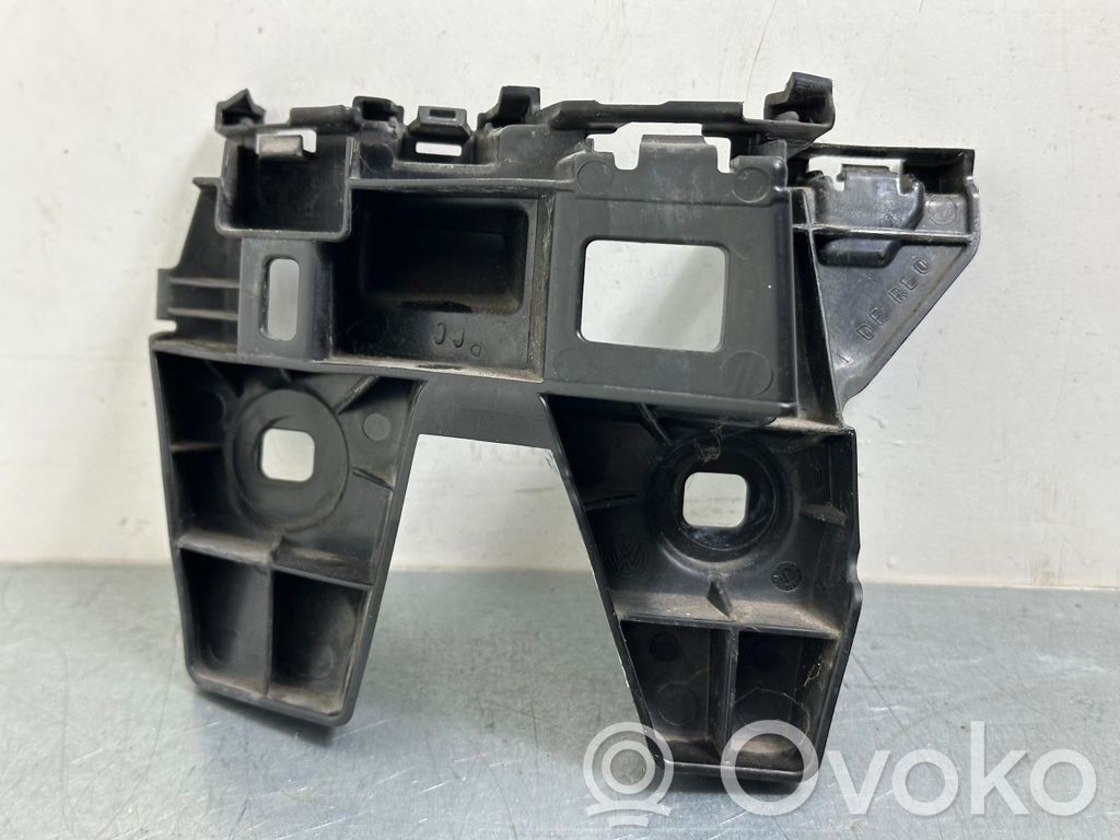 Volkswagen PASSAT B8 Uchwyt / Mocowanie zderzaka tylnego 