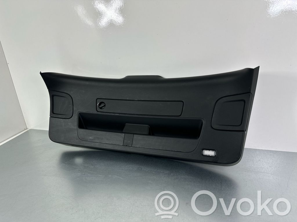 Audi A6 S6 C7 4G Tailgate trim 